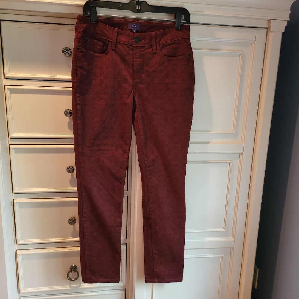 NYDG Legging Lift Tuck Technology Maroon/paisley floral pattern Womens Size 2